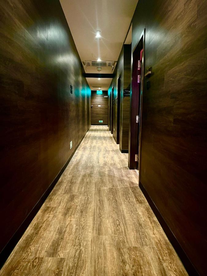 Arena Esports @ Orchard Hotell Singapore Exteriör bild